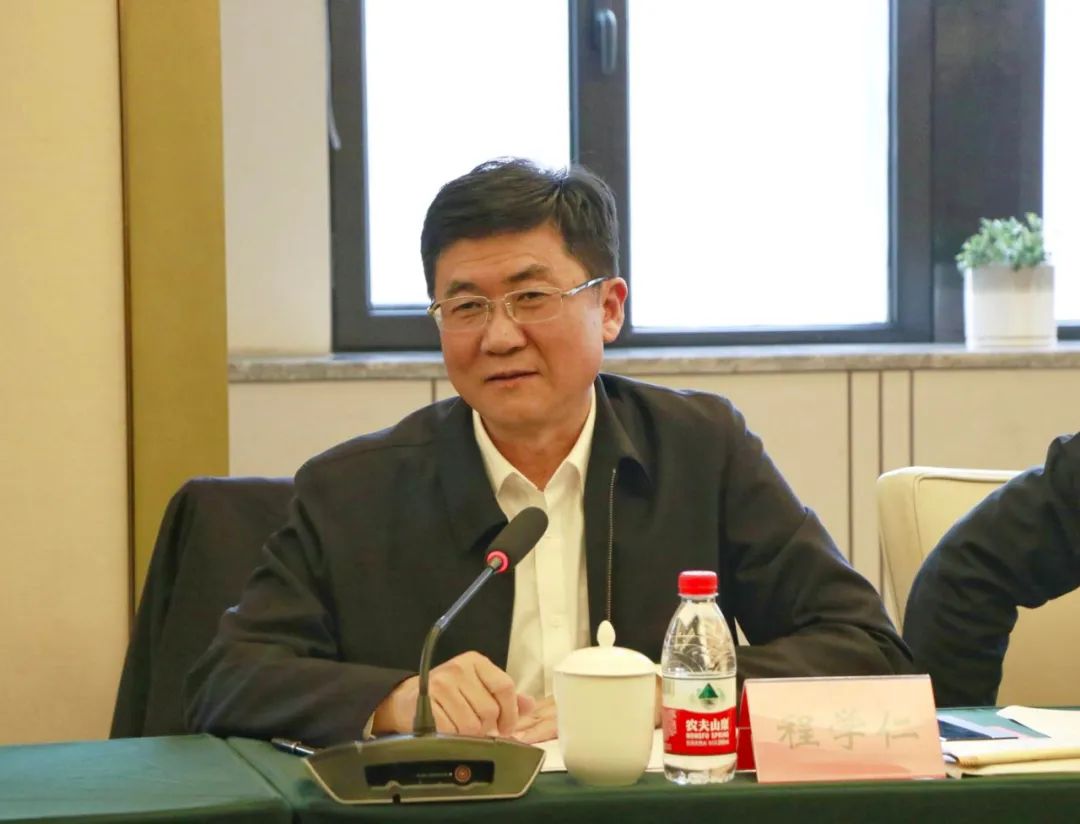 RaH0UBysZt.jpg RaH0UBysZt.jpg