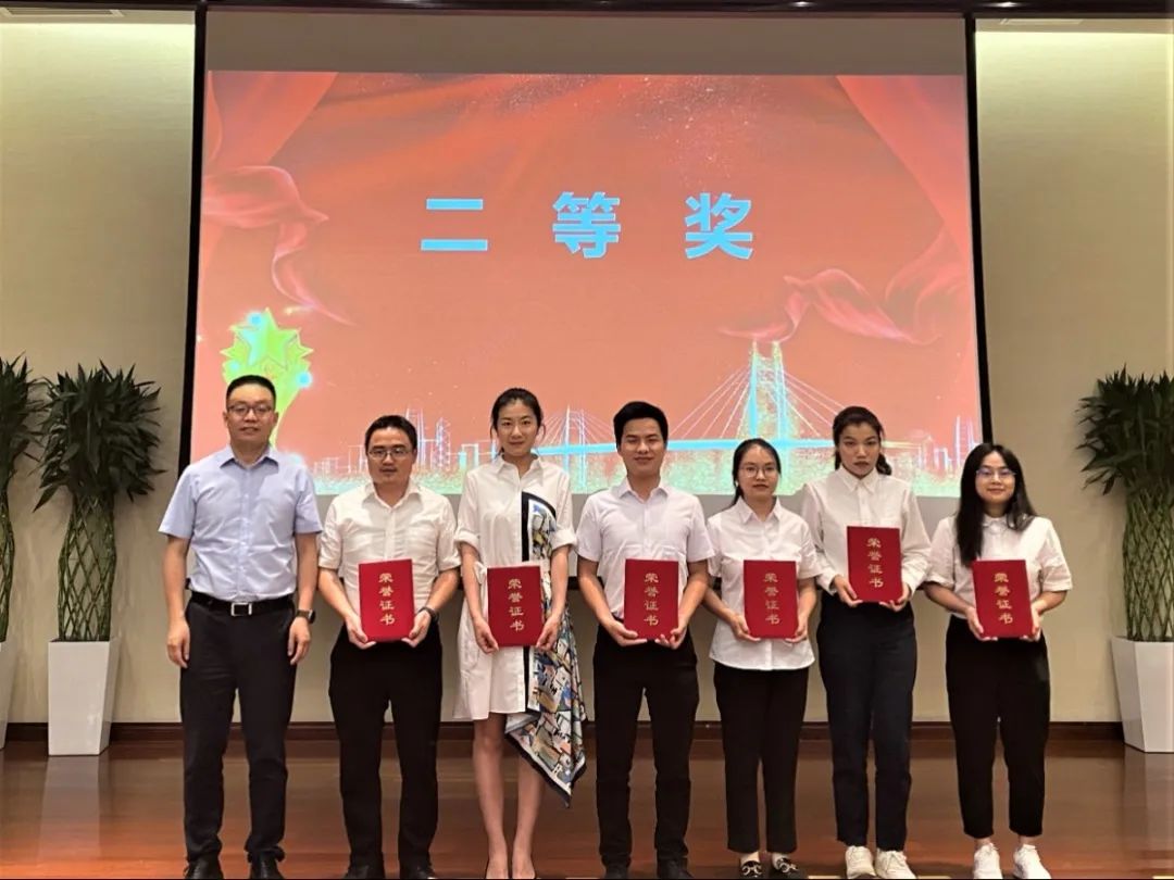 ueJXPaTyS5.jpg ueJXPaTyS5.jpg