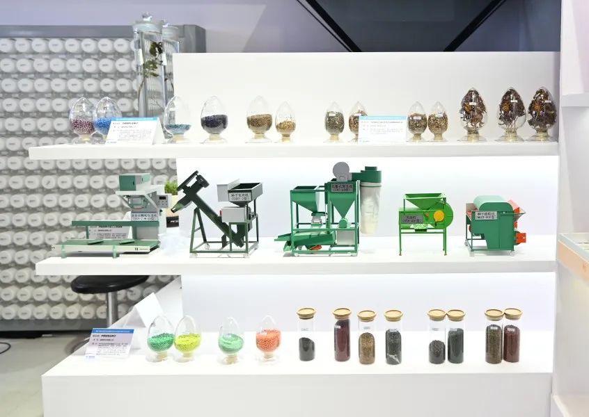 xkWGMTj80I.jpg xkWGMTj80I.jpg